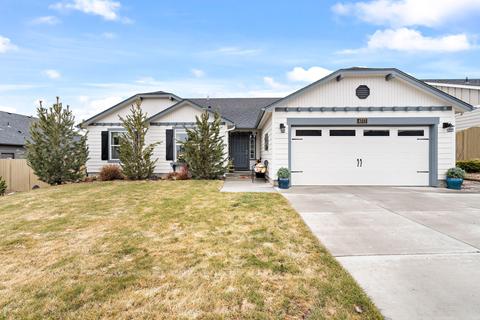 4777 SW Volcano Ave, Redmond, OR 97756