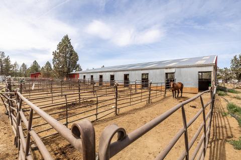 22860 Nelson Rd, Bend, OR 97701 photo 59