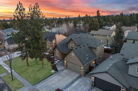 19976 Heron Loop, Bend, OR 97702 photo 2