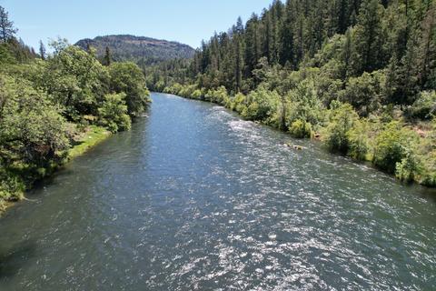 Old Ferry Road, Trail, OR 97541 photo 2