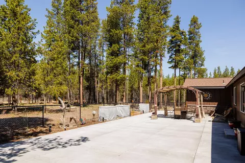 54895 Tamarack Rd, Bend, OR 97707 photo 46