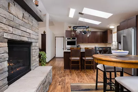 54895 Tamarack Rd, Bend, OR 97707