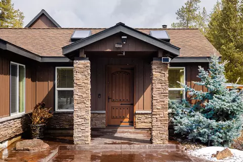 54895 Tamarack Rd, Bend, OR 97707 photo 4