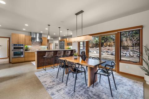 220 NW Skyliner Summit Loop, Bend, OR 97703 photo 16