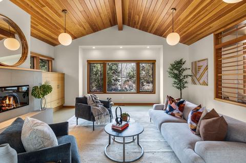 220 NW Skyliner Summit Loop, Bend, OR 97703 photo 14
