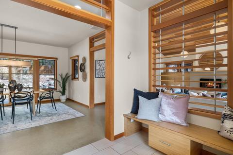 220 NW Skyliner Summit Loop, Bend, OR 97703 photo 9