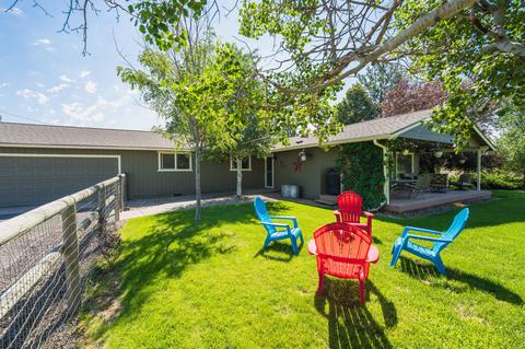 62575 Dixon Loop, Bend, OR 97701 photo 6