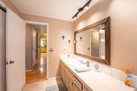 62575 Dixon Loop, Bend, OR 97701 photo 32