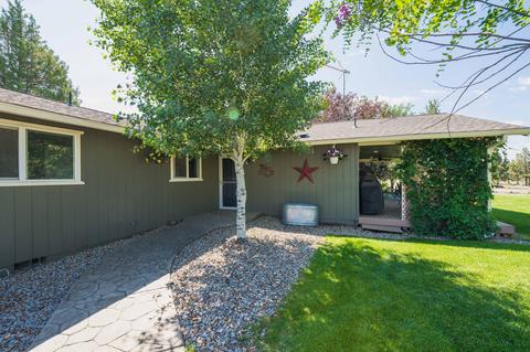 62575 Dixon Loop, Bend, OR 97701 photo 5