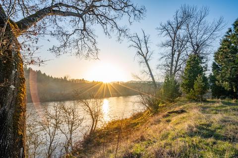 355 Gunnell Rd, Grants Pass, OR 97526 photo 4