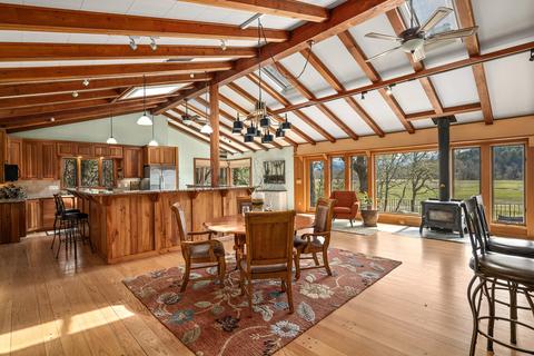 355 Gunnell Rd, Grants Pass, OR 97526 photo 23