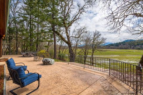 355 Gunnell Rd, Grants Pass, OR 97526 photo 46