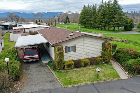 5076 Leonard Rd #38, Grants Pass, OR 97527