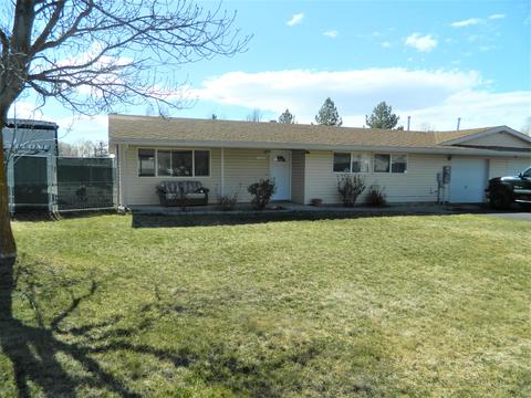10690 Mcguire Ave, Klamath Falls, OR 97603