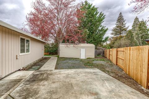 112 Parkway Cir, Phoenix, OR 97535 photo 36