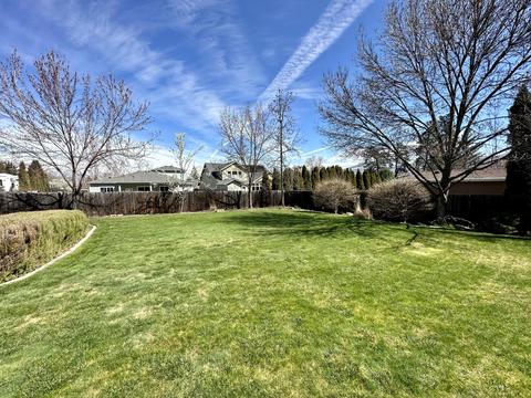 112 Walnut Pl, Phoenix, OR 97535 photo 78
