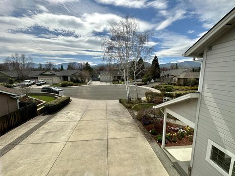 112 Walnut Pl, Phoenix, OR 97535 photo 64