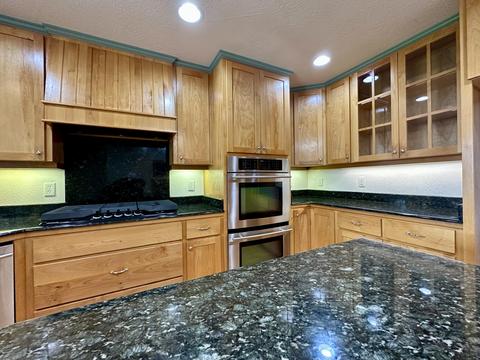 112 Walnut Pl, Phoenix, OR 97535 photo 13