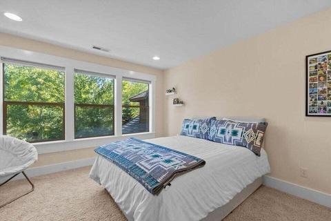 225 NW Skyliner Summit Loop, Bend, OR 97703 photo 27