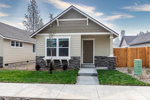 2564 NW Teak Pl #88, Redmond, OR 97756