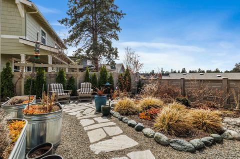 60086 SE Ruby Peak Loop, Bend, OR 97702 photo 34