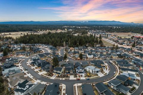 60086 SE Ruby Peak Loop, Bend, OR 97702 photo 4