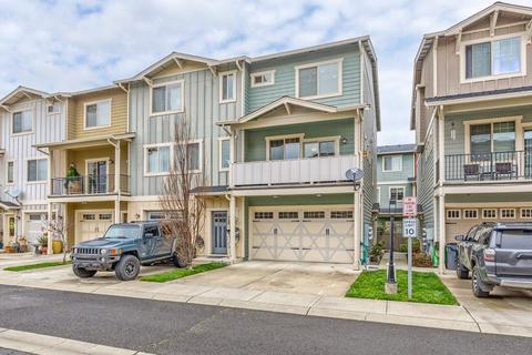 340 Englemann Ln, Medford, OR 97501