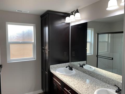 221 Samuel Lane Loop Rd, Phoenix, OR 97535 photo 13