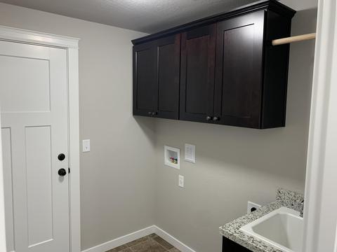 221 Samuel Lane Loop Rd, Phoenix, OR 97535 photo 15