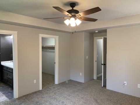 221 Samuel Lane Loop Rd, Phoenix, OR 97535 photo 12