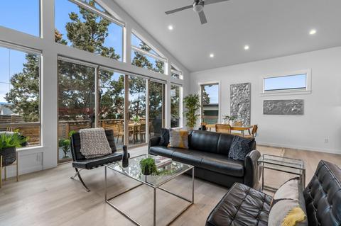 63185 Iner Loop, Bend, OR 97701 photo 6