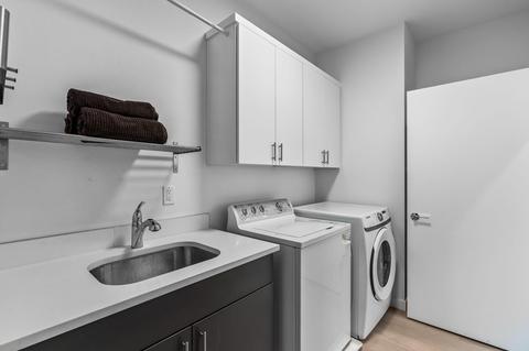 63185 Iner Loop, Bend, OR 97701 photo 24