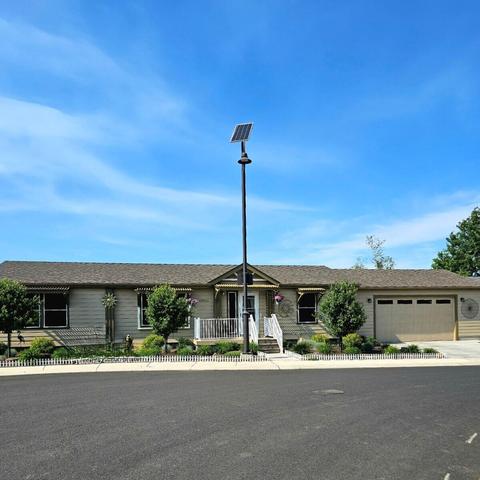63830 Ranch Village Dr #4, Bend, OR 97701