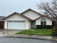 2027 Aunt Bea Way, Grants Pass, OR 97527