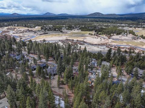 56390 Trailmere Cir, Bend, OR 97707 photo 22