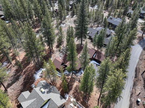 56390 Trailmere Cir, Bend, OR 97707 photo 23