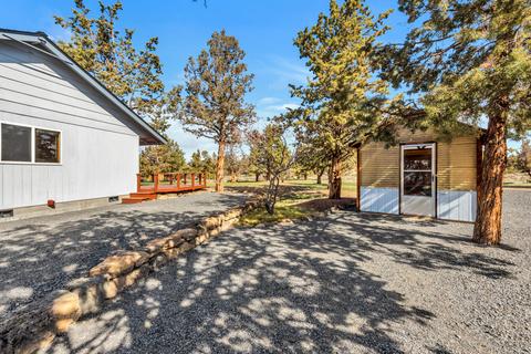23040 Bronco Ct, Bend, OR 97701 photo 27