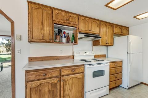 23040 Bronco Ct, Bend, OR 97701 photo 6