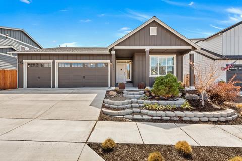 1295 NE Hoover Loop, Bend, OR 97701 photo 1