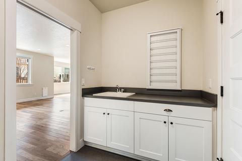 1295 NE Hoover Loop, Bend, OR 97701 photo 23