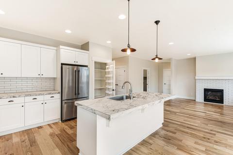 1295 NE Hoover Loop, Bend, OR 97701 photo 18
