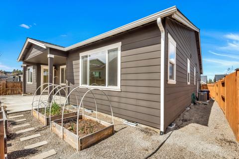 1295 NE Hoover Loop, Bend, OR 97701 photo 27