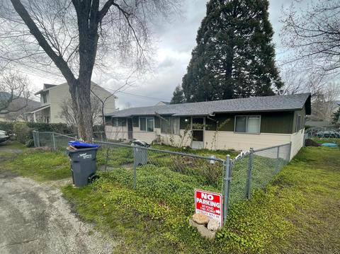 901-905 Glendale Ave, Ashland, OR 97520