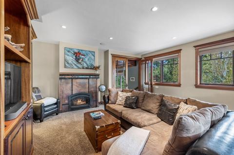 19334 Green Lakes Loop, Bend, OR 97702 photo 15