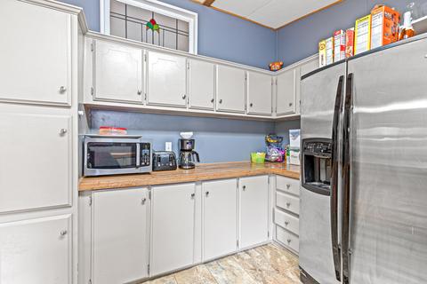 1010 Danconia Dr, Trail, OR 97541 photo 12