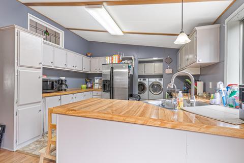 1010 Danconia Dr, Trail, OR 97541 photo 10
