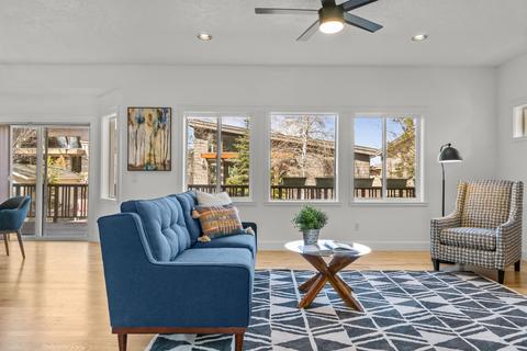 20588 NE Sierra Dr, Bend, OR 97701 photo 8