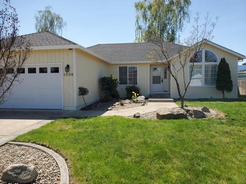 1039 Peachwood Ct, Medford, OR 97501