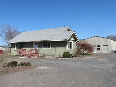7333 Hager Ln, Klamath Falls, OR 97603