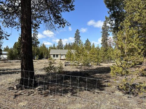 420 Hackett Dr, La Pine, OR 97739 photo 4
